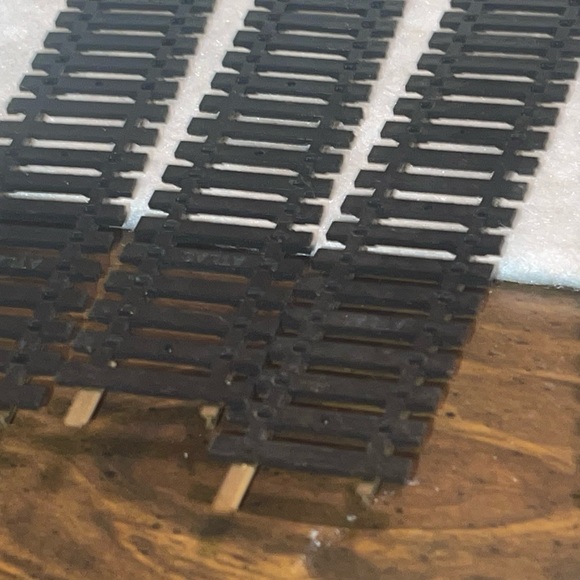 ATLAS TRAIN SYSTEM; HO 6”&9” - Picture 2 of 11